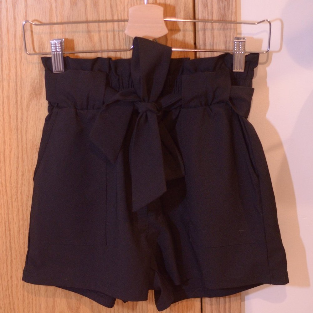 Black Paper Bag Waist Shorts - S